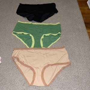 NEVER WORN! set of three: aerie underwear size:XL